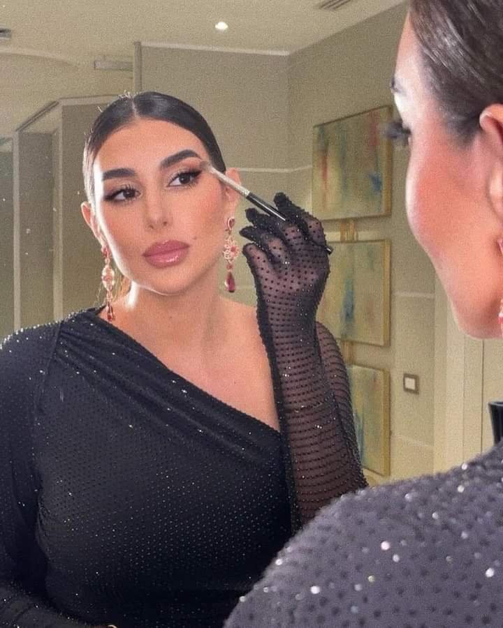 بفستان أسود …ياسمين صبري تنشر صور لها بإنستجرام 