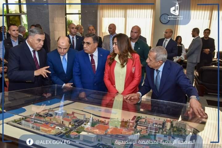 وزيرة التنمية المحلية و محافظ الإسكندرية افتتاح ورشة عمل لمناقشة الجديد في معالجة المخلفات وتطبيق المعايير الدولية 