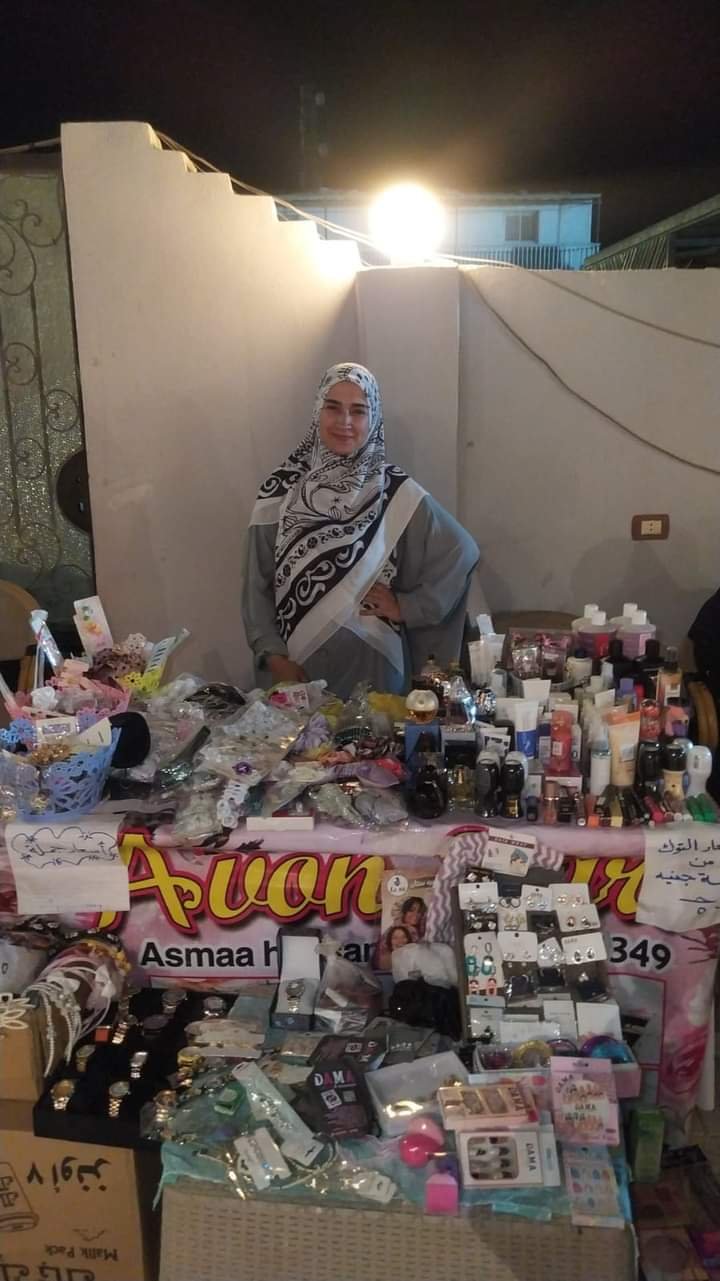 أمانة المرأة تنظم معرض لبيع السلع و المنتجات المنزلية في مدينة طور سيناء 