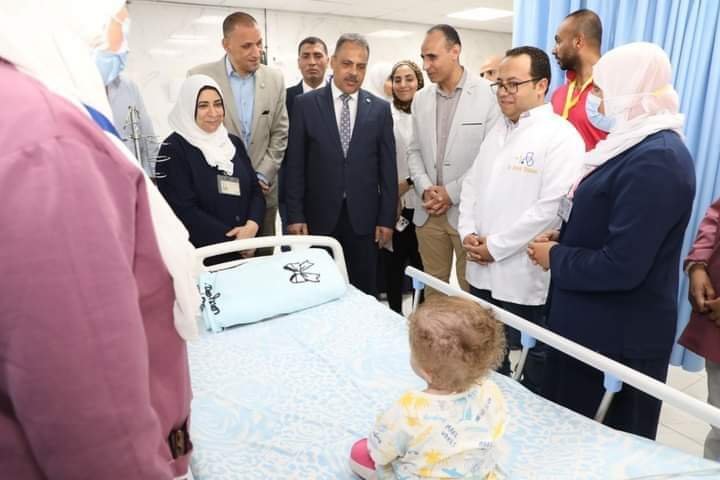 محافظ الشرقية يتابع سير إنتظام العمل بمستشفى بلبيس المركزي