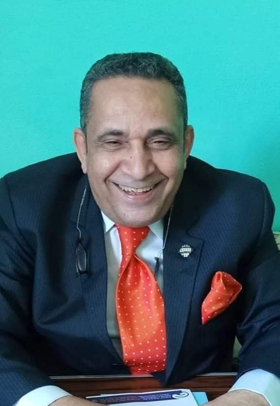 الدقهلية: “رزق خضير” استاذ دكتور وطببب انسان يراعي المرضى ويدعم الأيتام 