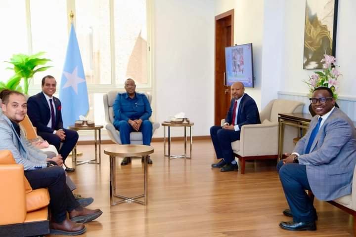 وفد من جامعة حلوان يقوم بزيارة سفارة جمهورية الصومال الفيدرالية بالقاهرة