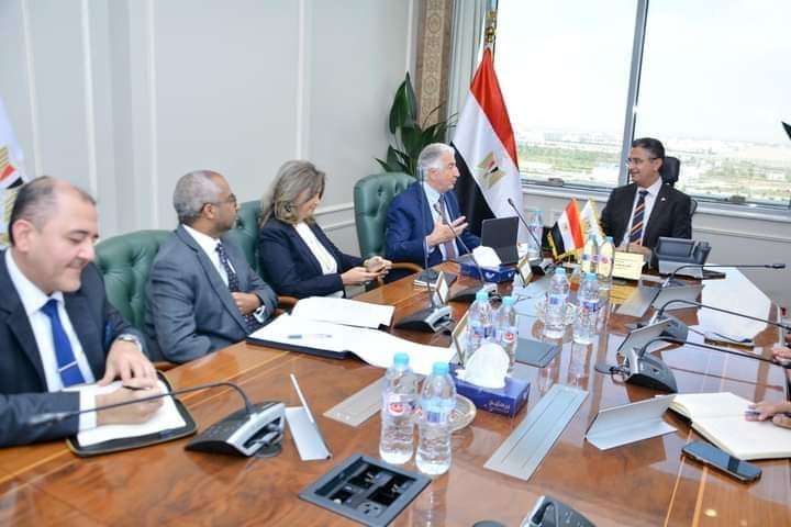 وزير التموين يلتقي رئيس المؤسسة الدولية الإسلامية لتمويل التجارة لبحث سبل تعزيز التعاون المشترك