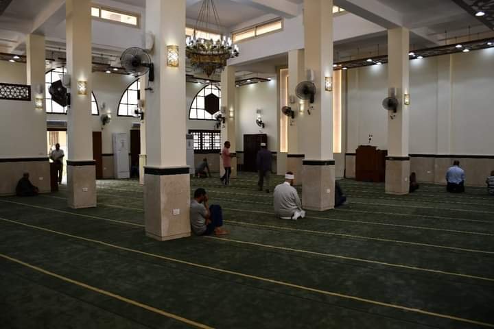 رئيس جامعة حلوان يفتتح مسجد الجامعة بعد تطويره في خطوة لتعزيز الوعي الدينى