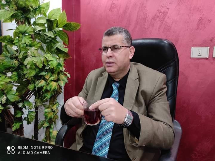 الحازم إذا ضاقت عليه الدنيا