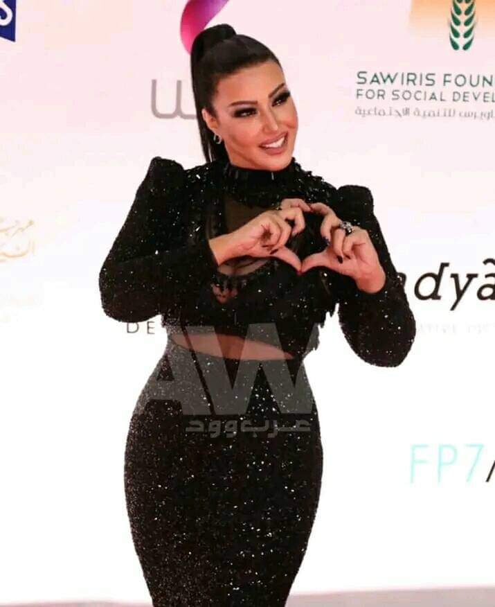 سمية الخشاب تعود للسينما بعد غياب ٧سنوات ب “أوراق التاروت”