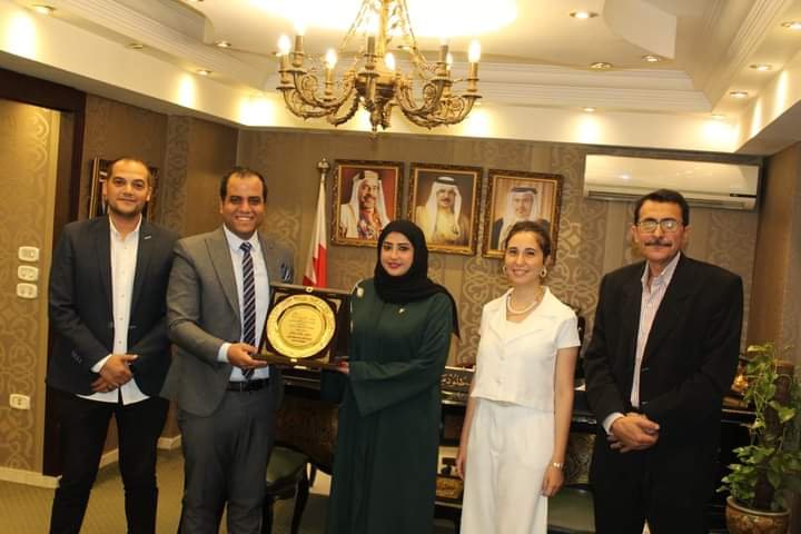 وفد من جامعة حلوان فى زيارة الى الملحقية الثقافية لمملكة البحرين لتعزيز التعاون