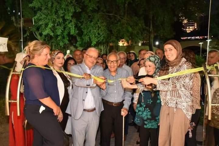 معرض “رواد لهم بصمات” يحتفي بتراث رواد كلية الفنون التطبيقية بجامعة حلوان