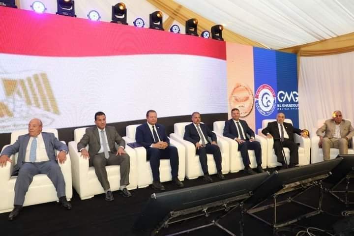 محافظ الشرقية يشهد إحتفالية مجموعة الغندور الطبية بالعاشر من رمضان