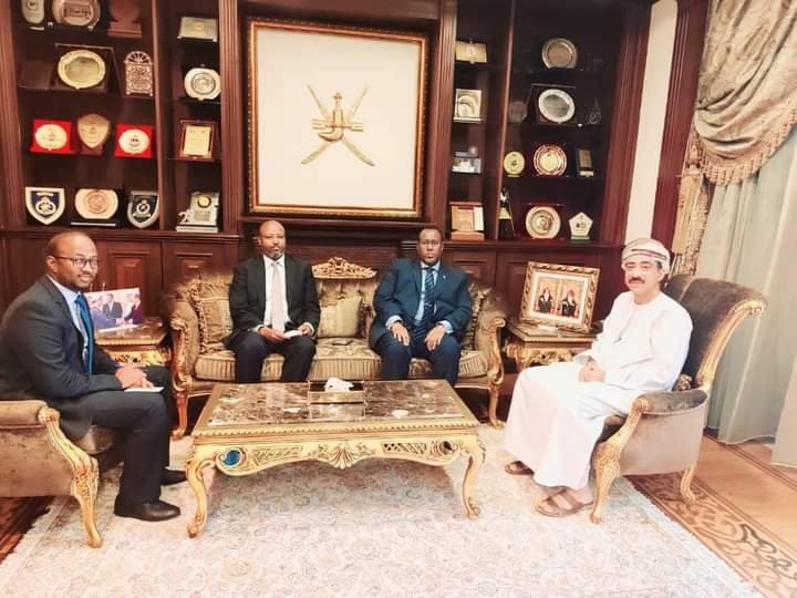 سفير الصومال” لدي القاهرة يبحث مع نظيره العماني سبل تعزيز التعاون المشترك