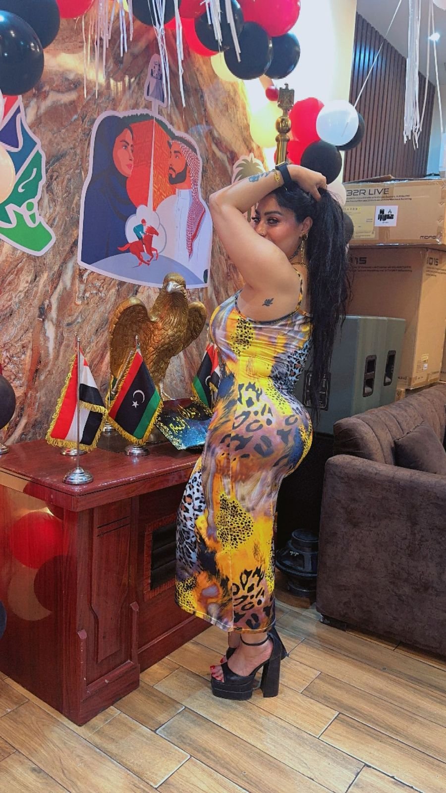 كارما تشارك جمهورها صورا بمواقع التواصل الإجتماعى 