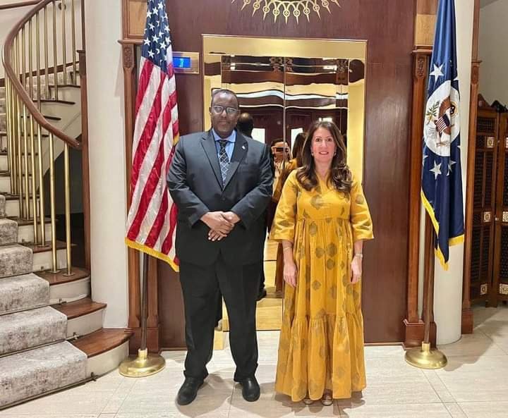 سفير الصومال” يشيد بالدور الذي تلعبه الولايات المتحدة لإعادة بناء بلاده ودعمها في مكافحة الإرهاب  علاء حمدي