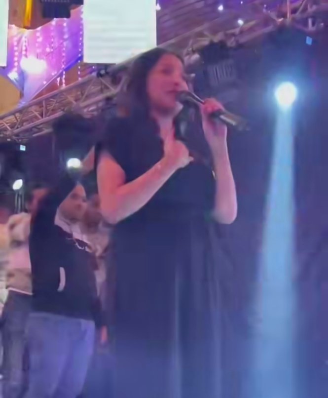 رحاب سليم تتألق بافراح أسوان بفلكور صعيدى جديد 