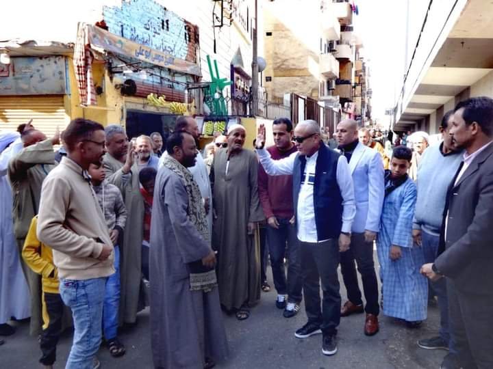 محافظ الأقصر يتفقد منطقة أسفل كوبري أبو الجود تمهيدا لتطويرها