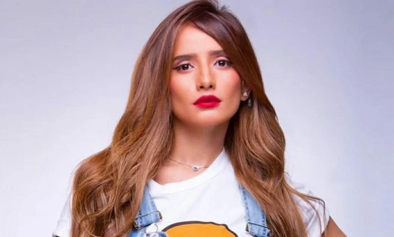 الفنانة زينة