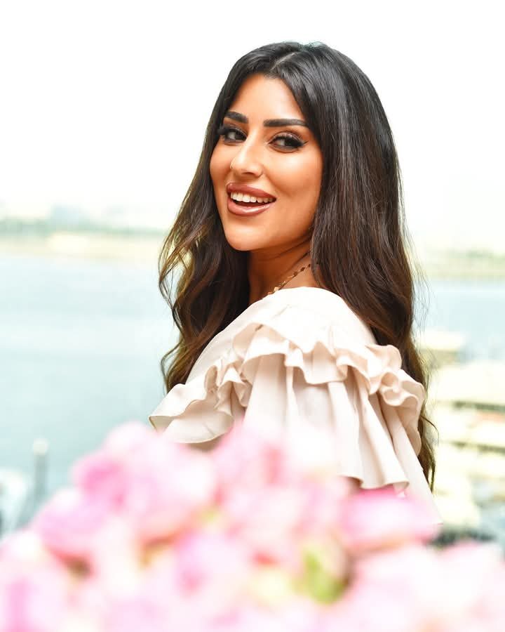 أيتن عامر تشارك جمهورها صوراً من أحدث جلسة تصوير