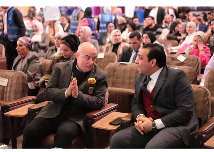 نائب محافظ قنا يشارك في احتفالية الشباب بمناسبة اليوم الدولي للتضامن الإنساني بجامعه القاهرة