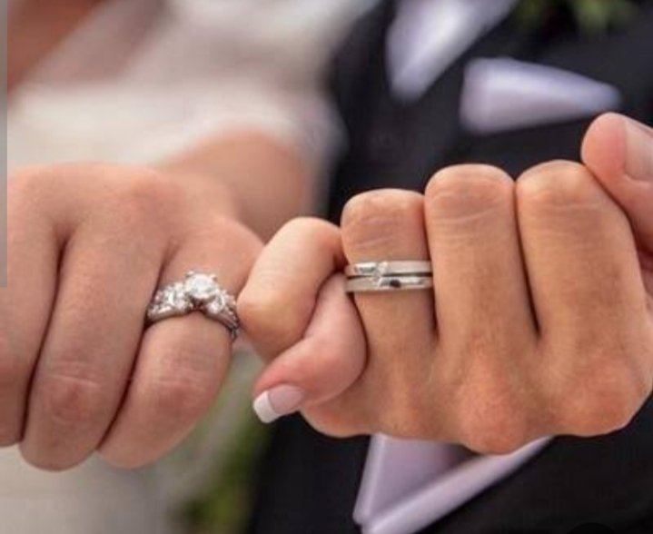 الفوراق الإجتماعية لها دور في نجاح العلاقات الزوحية 