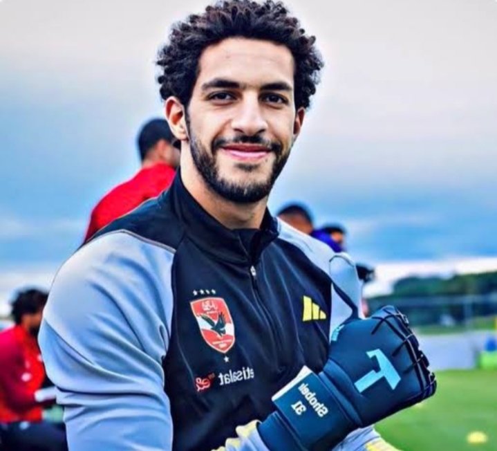 خروج مصطفى شوبير من قائمة المرشحين لأفضل لاعب داخل إفريقيا