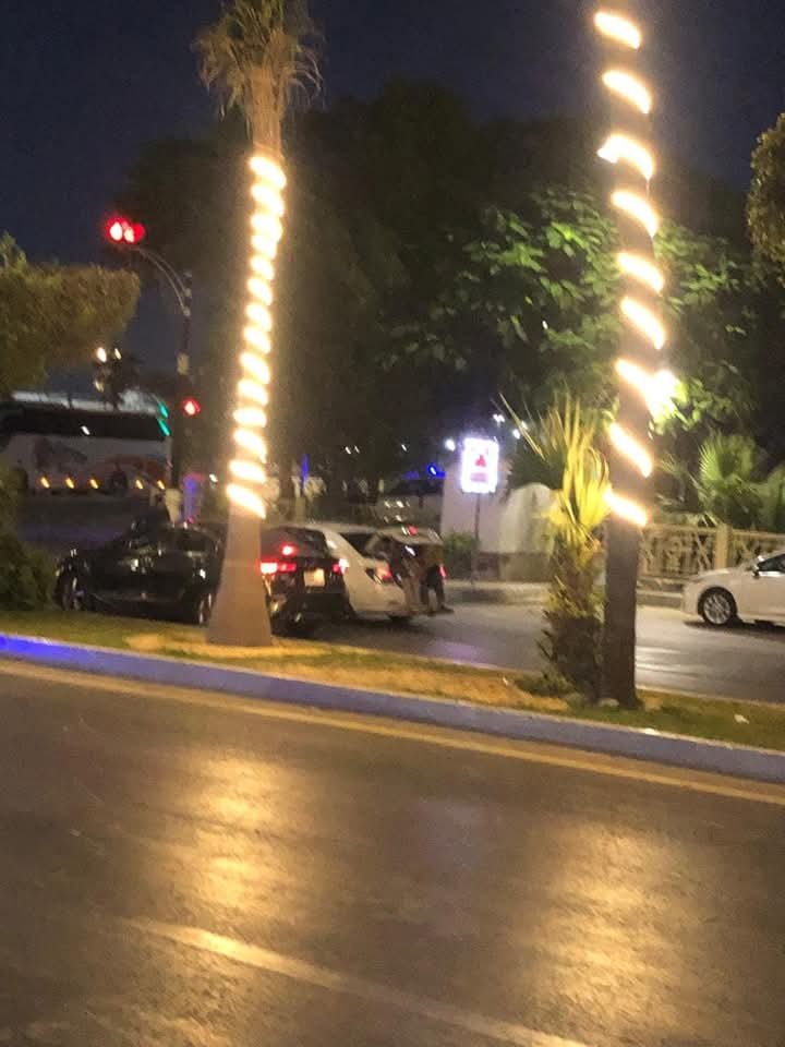 مدينة الأقصر تواصل أعمال تزيين الشوارع والميادين استعدادا لإحتفالات رأس السنة