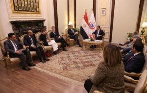 وزير الصحة يبحث التعاون مع السفير الهولندي وشركة "فيليبس" لدعم القطاع الصحي،مصر الساعة