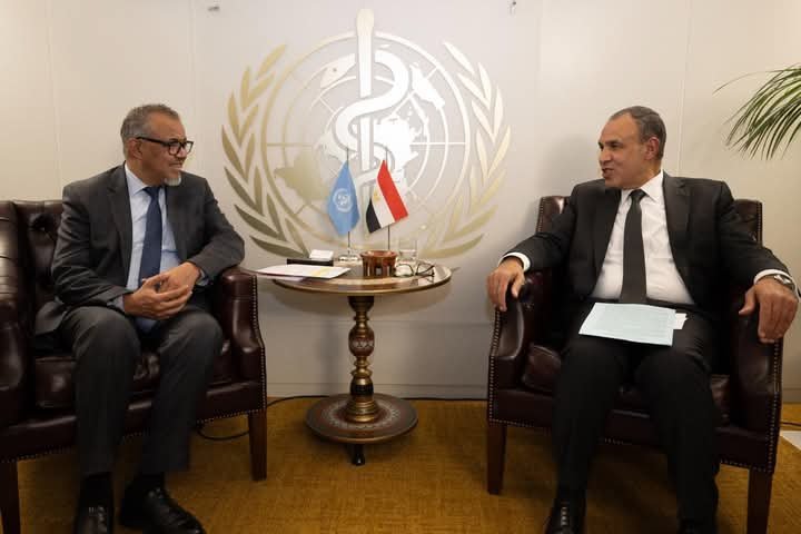 وزير الخارجية والهجرة يلتقي بالمُدير العام لمُنظمة الصحة العالمية