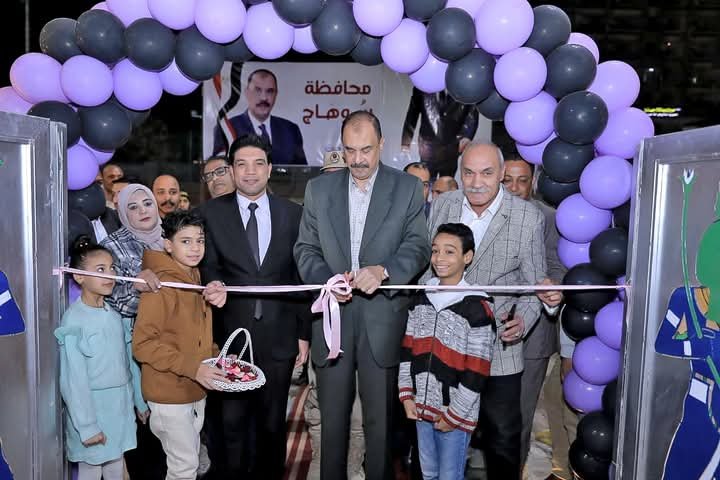 محافظ سوهاج يفتتح الحدائق العامة بميدان الثقافة