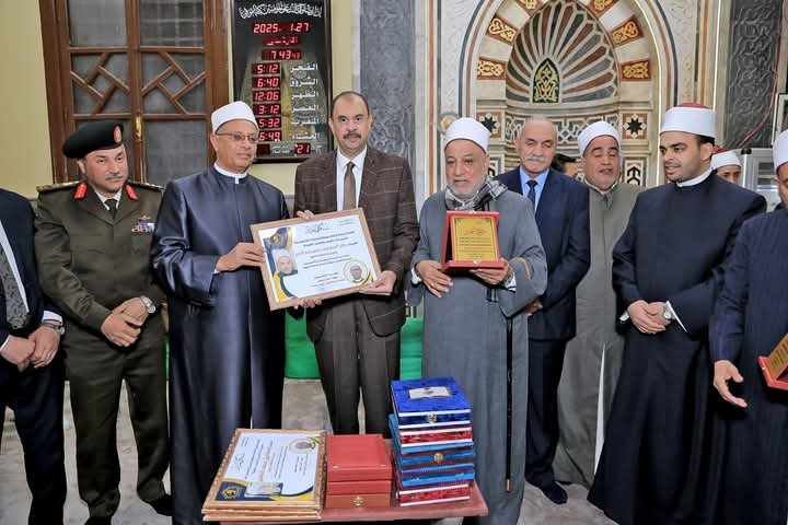 محافظ سوهاج يشهد احتفال الأوقاف بذكرى الإسراء والمعراج