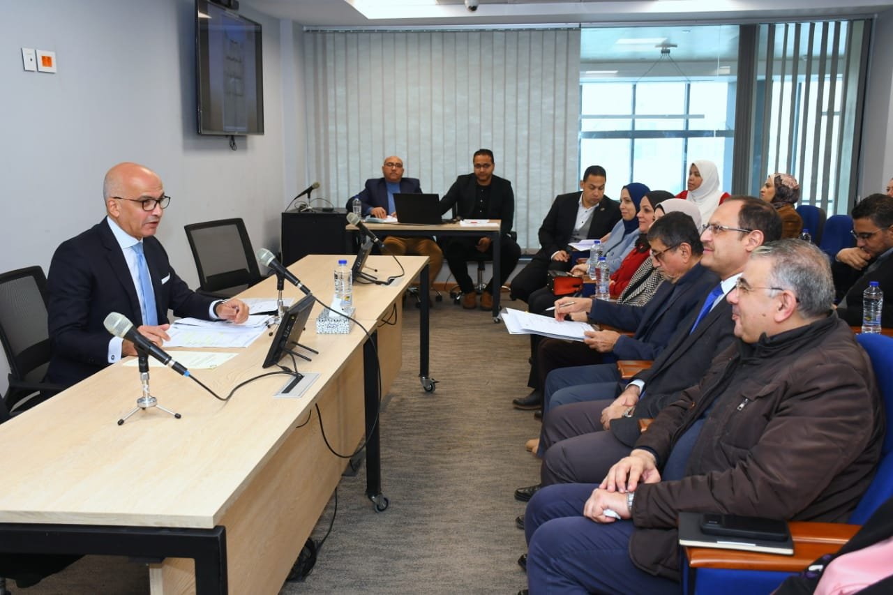 رئيس جامعه عين شمس يترأس اجتماع مجلس قطاع التعليم والطلاب الخامس للعام الجامعي ٢٠٢٤-٢٠٢٥