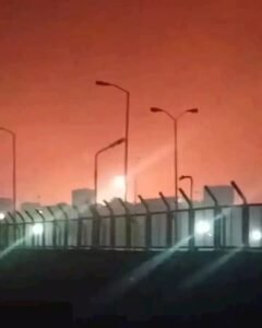 انفجار يضيء سماء الخانكة، مصر الساعة