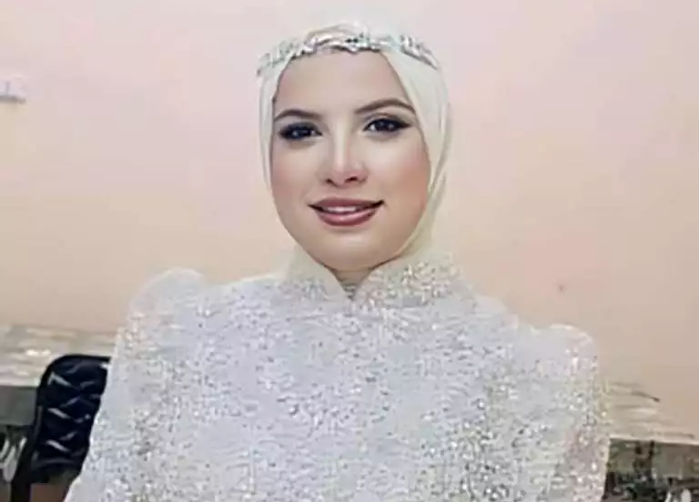 عروس المنيا، مصر الساعة