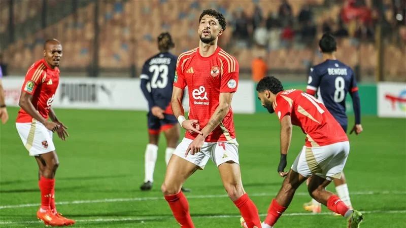 الأهلي وشباب بلوزداد، مصر الساعة