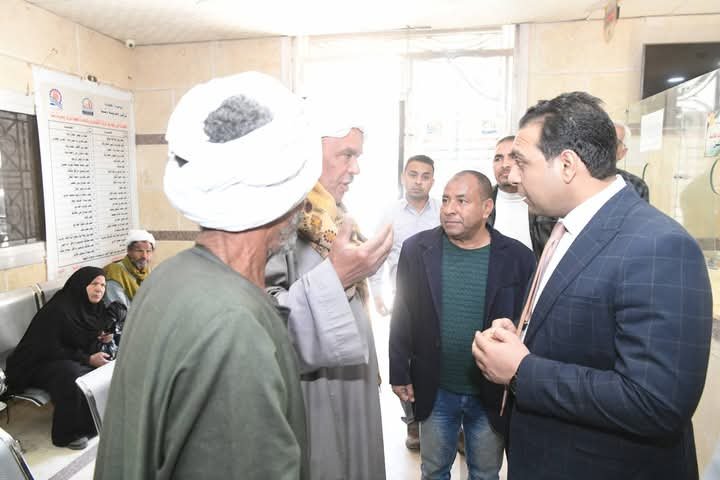 نائب محافظ قنا يتفقد المركز التكنولوجي بدشنا ويتابع إجراءات تقنين أراضي أملاك الدولة