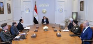 الرئيس السيسي:يؤكد علي تعزيز استخدام التكنولوجيا في العملية التعليمية واستخدام الوسائل الرقمية،مصر الساعة 
