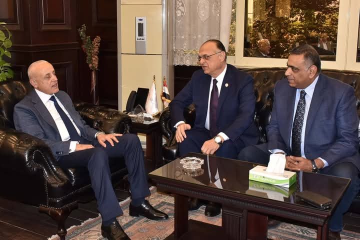 الأقصر تتوج بجائزة AFASU الذهبية كأول عاصمة عالمية للثقافة والتاريخ والتراث