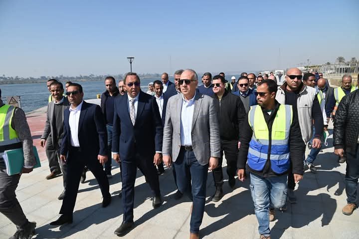 وزير الموارد المائية يصل لمحافظة قنا ، ويتفقد مشروعات الوزارة بالمحافظة