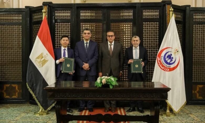 وزير الصحة يشهد توقيع بروتوكول لبدء نشاط أول مصنع لإنتاج أجهزة الموجات فوق الصوتية بمصر،مصر الساعة