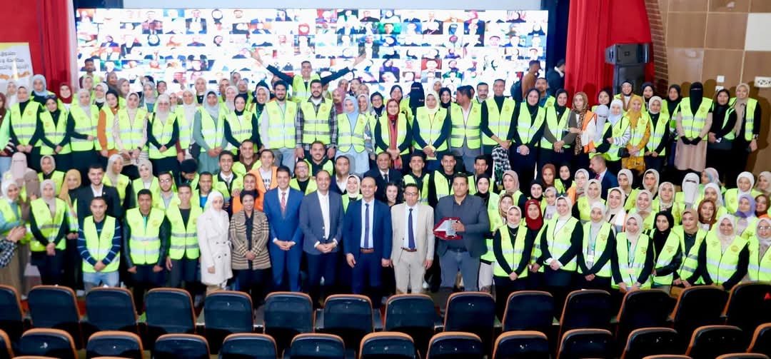 محافظ كفر الشيخ وصندوق مكافحة الإدمان: يدشنون برنامج  لرفع وعي الفئات  بخطورة تعاطي وإدمان المواد المخدرة