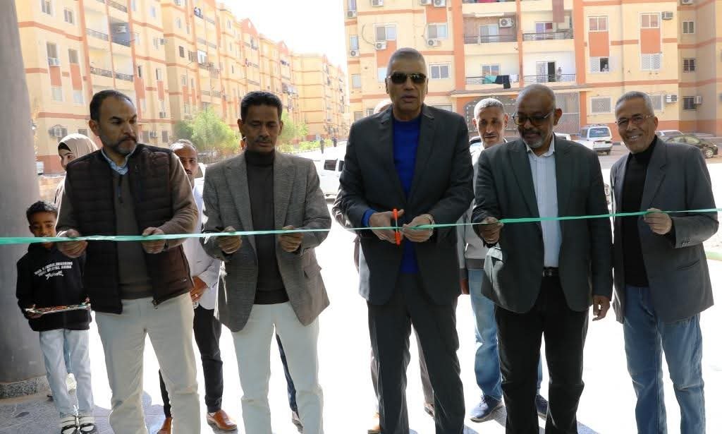 محافظ أسوان يواصل إفتتاح معارض ” أهلاً رمضان ” بمعرض حى اللوتس بالإسكان المميز