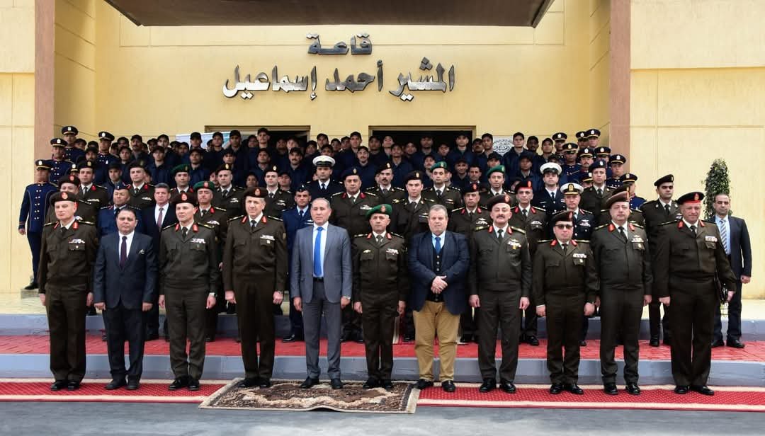 إستمراراً للتعاون بين القوات المسلحة ووزارة النقل .. تخرج الدورة رقم (5) فنيين سكة حديد بعد إتمام تأهيلهم بالكلية العسكرية التكنولوجية