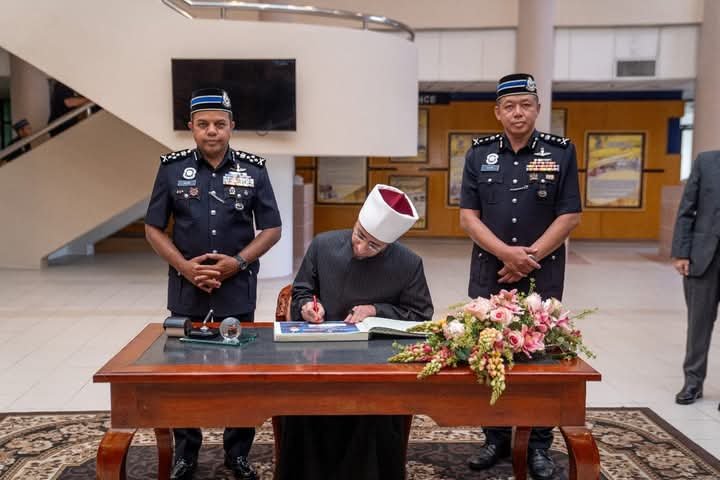 وزير الأوقاف: تعزيز التعاون مع ماليزيا يؤكد قوة الشراكة في نشر القيم الإسلامية ومواجهة الفكر المتطرف