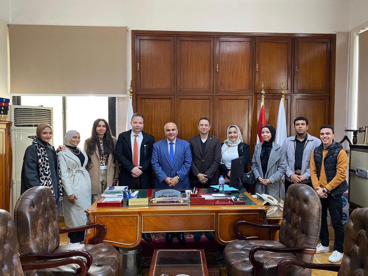 كلية الحقوق تتأهل للأدوار الاقصائية لمسابقة التحكيم التجارى الدولى