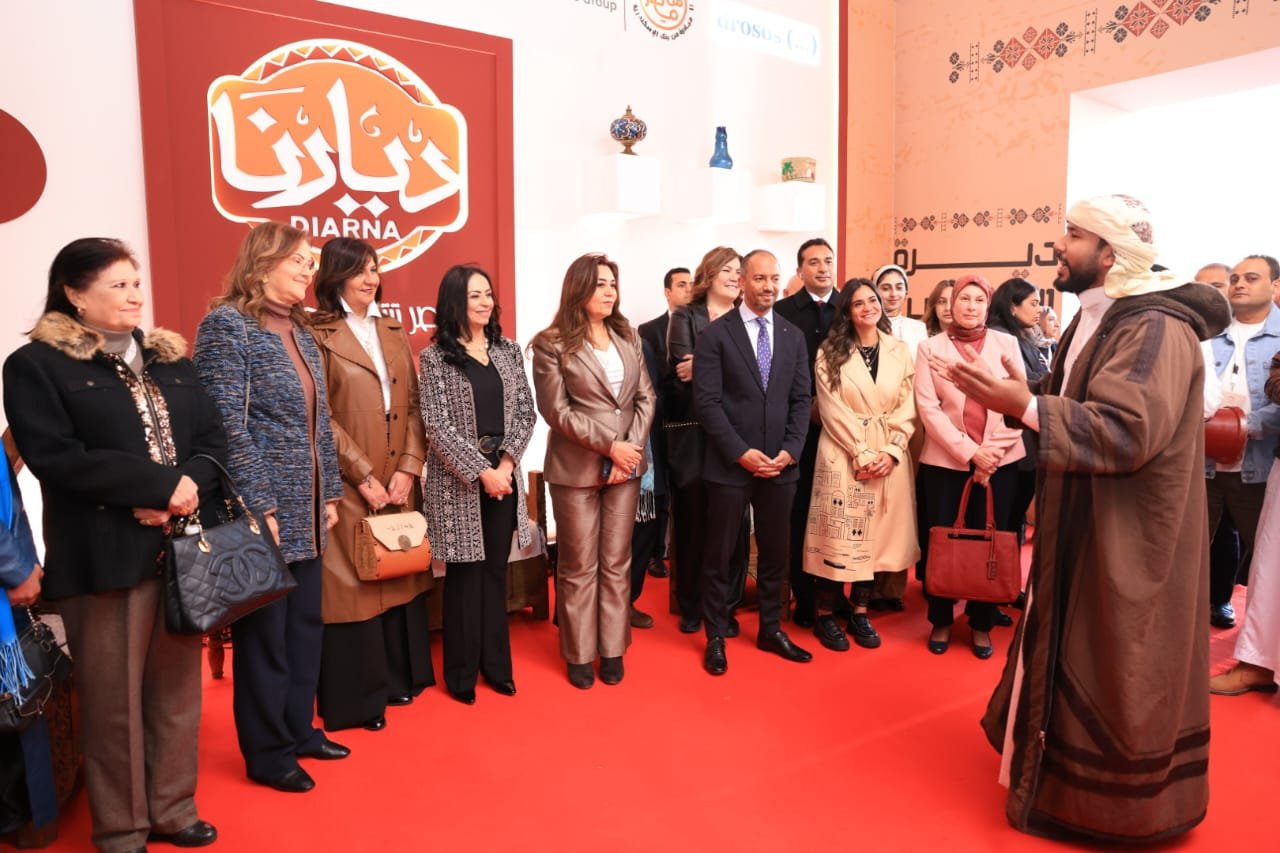 القومي للمرأة يشارك في معرض “ديارنا” بحضور قيادات بارزة لدعم الحرف اليدوية