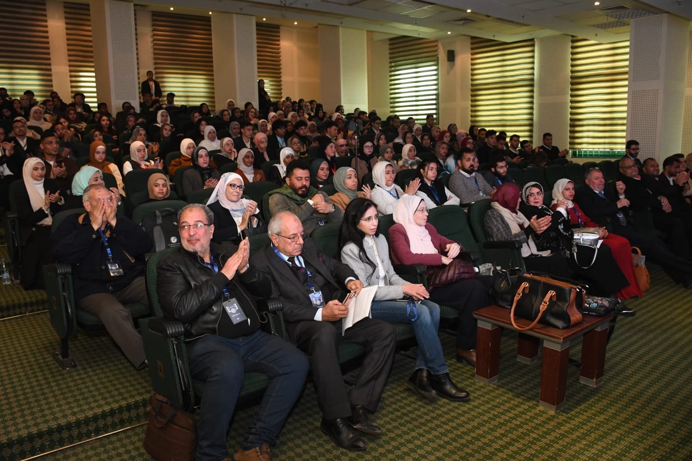 “طب عين شمس” تستضيف المؤتمر الطلابي المتكامل الثامن