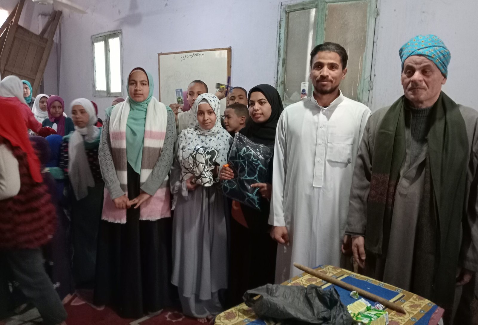 مكتب نور الاسلام بشطورة سوهاج يكرم حفظه القران الكريم