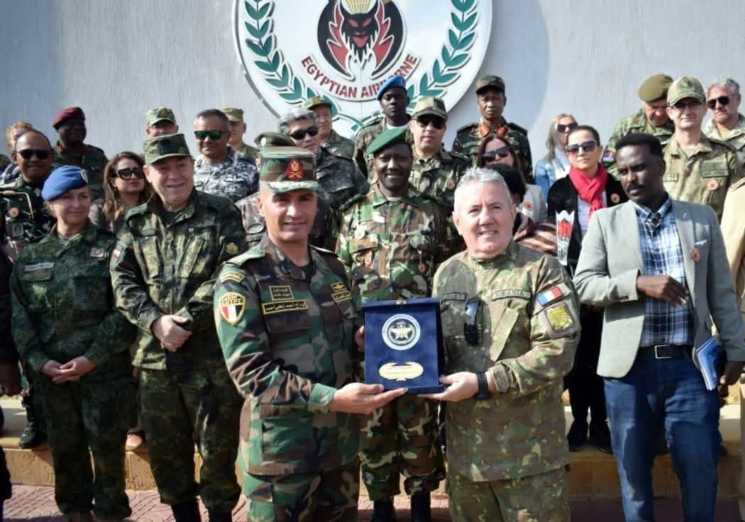 القوات المسلحة تنظم زيارة للملحقين العسكريين العرب والأجانب المعتمدين بمصر