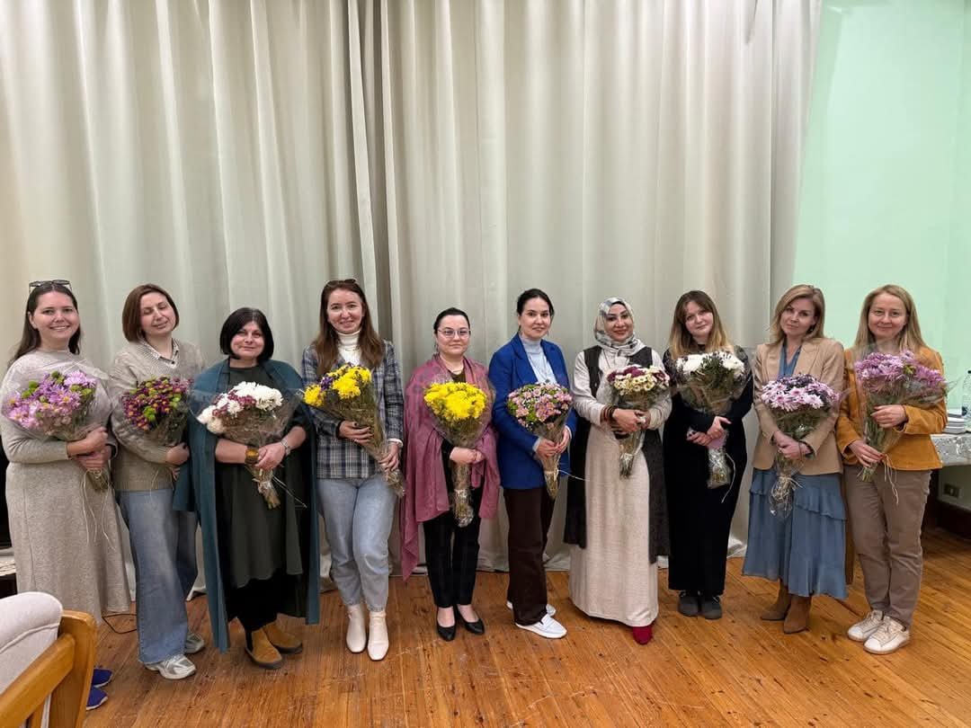 البيت الروسي بالقاهرة يحتفل باليوم العالمي للمرأة