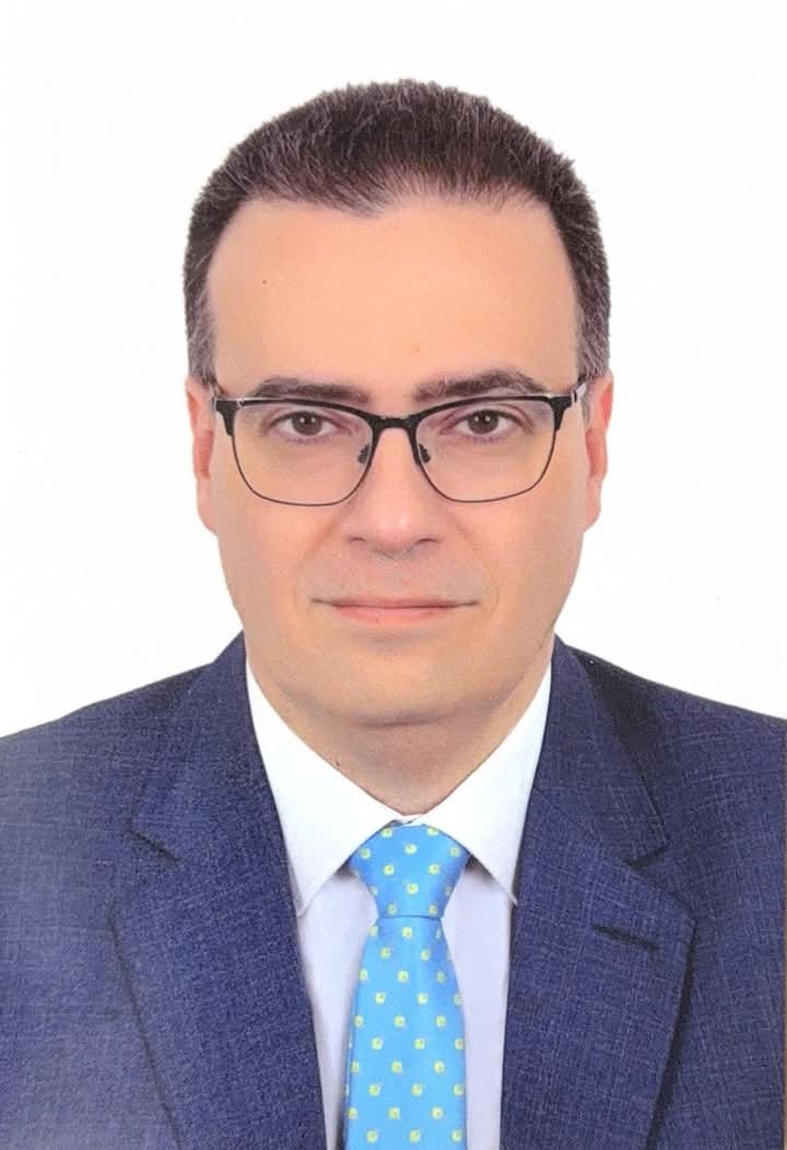 قرار جمهوري بتعيين المهندس حاتم نبيل قائمًا بعمل رئيس الجهاز المركزي للتنظيم والإدارة لمدة عام