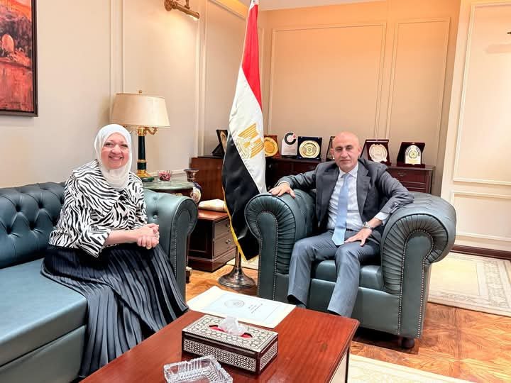 وزير التربية والتعليم يبحث مع الأمين العام لصندوق تطوير التعليم سبل تعزيز التعاون فى تطوير المنظومة التعليمية والخطط المستقبلية