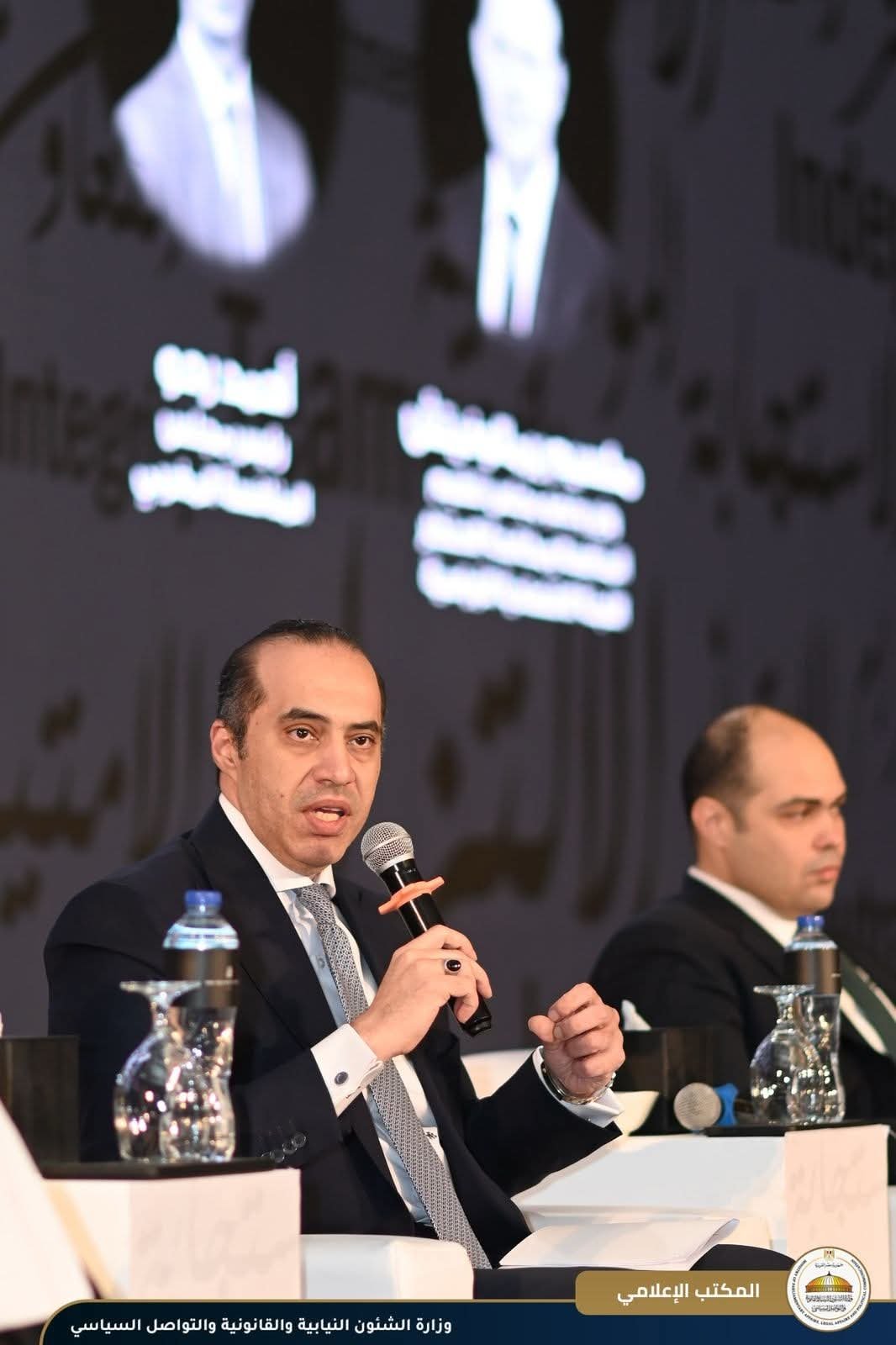 وزيرالشؤون النيابيةوالقانونية:  المنافسة العادلة هي الضامن الحقيقي لرفاهية المواطن وتنمية الاقتصاد الوطني